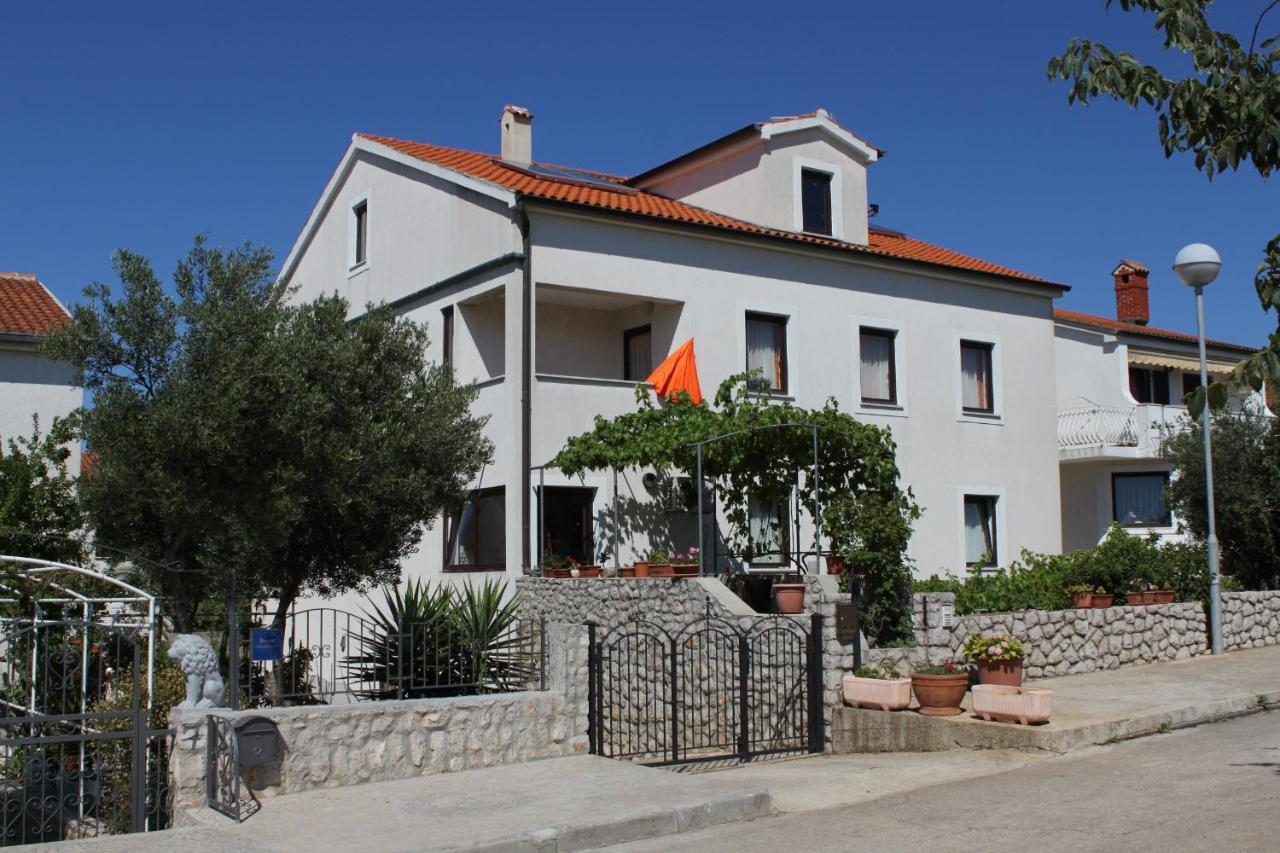Apartments With A Parking Space Mali Lošinj Exterior foto
